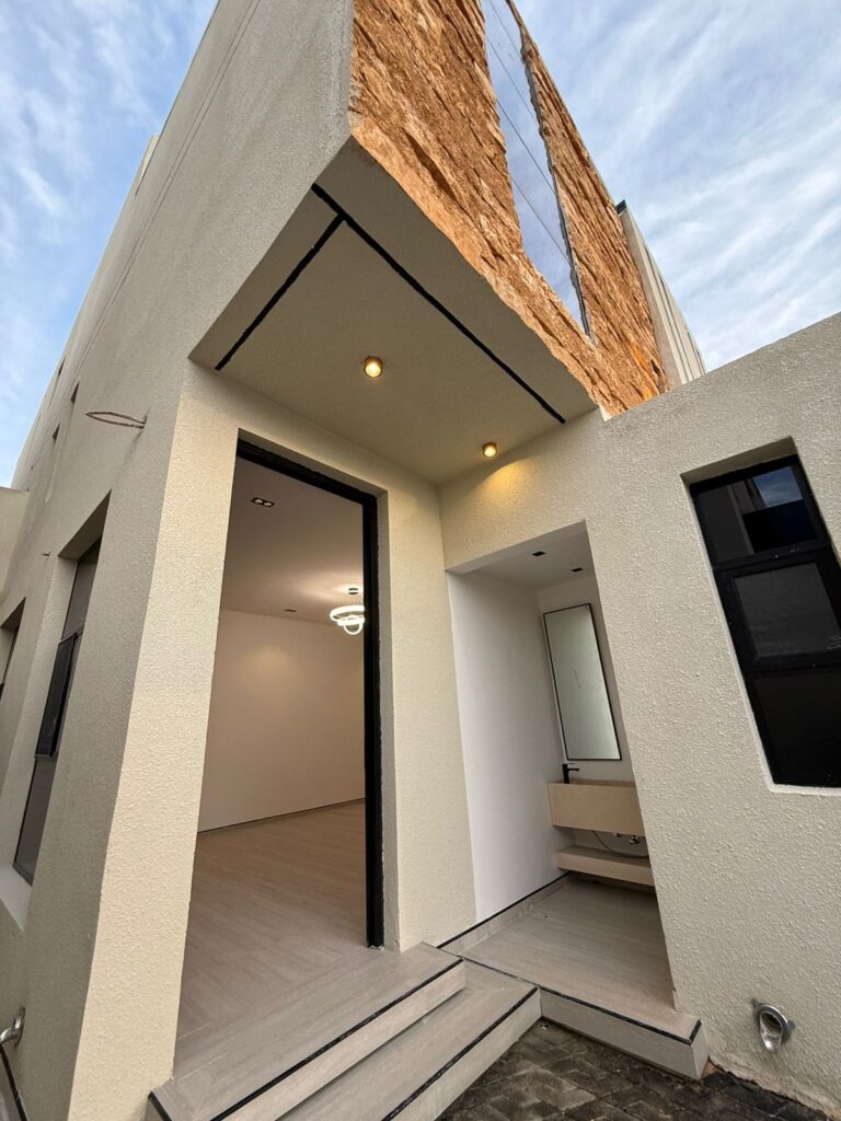 WhatsApp Image 2025-12-18 at 1.11.56 AM (1)