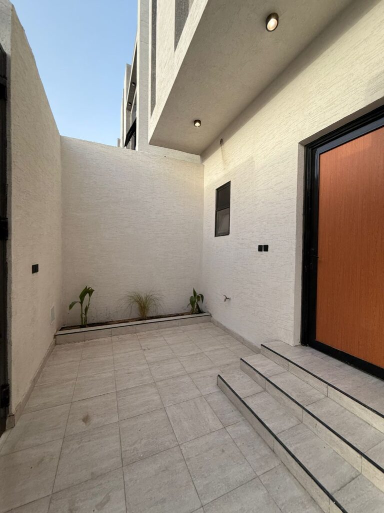 WhatsApp Image 2025-12-30 at 6.01.28 PM (1)